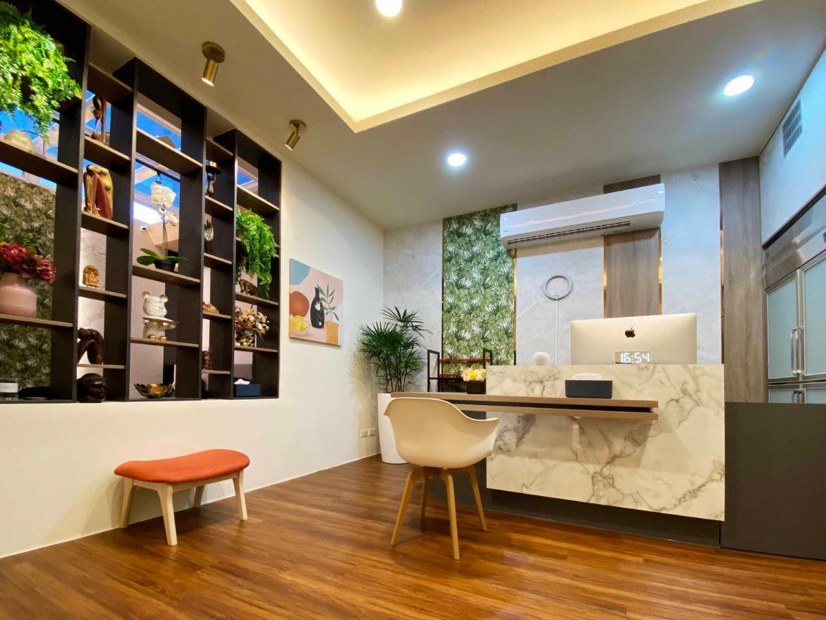 1881 Ya Ka Hostel Тайнань Екстер'єр фото